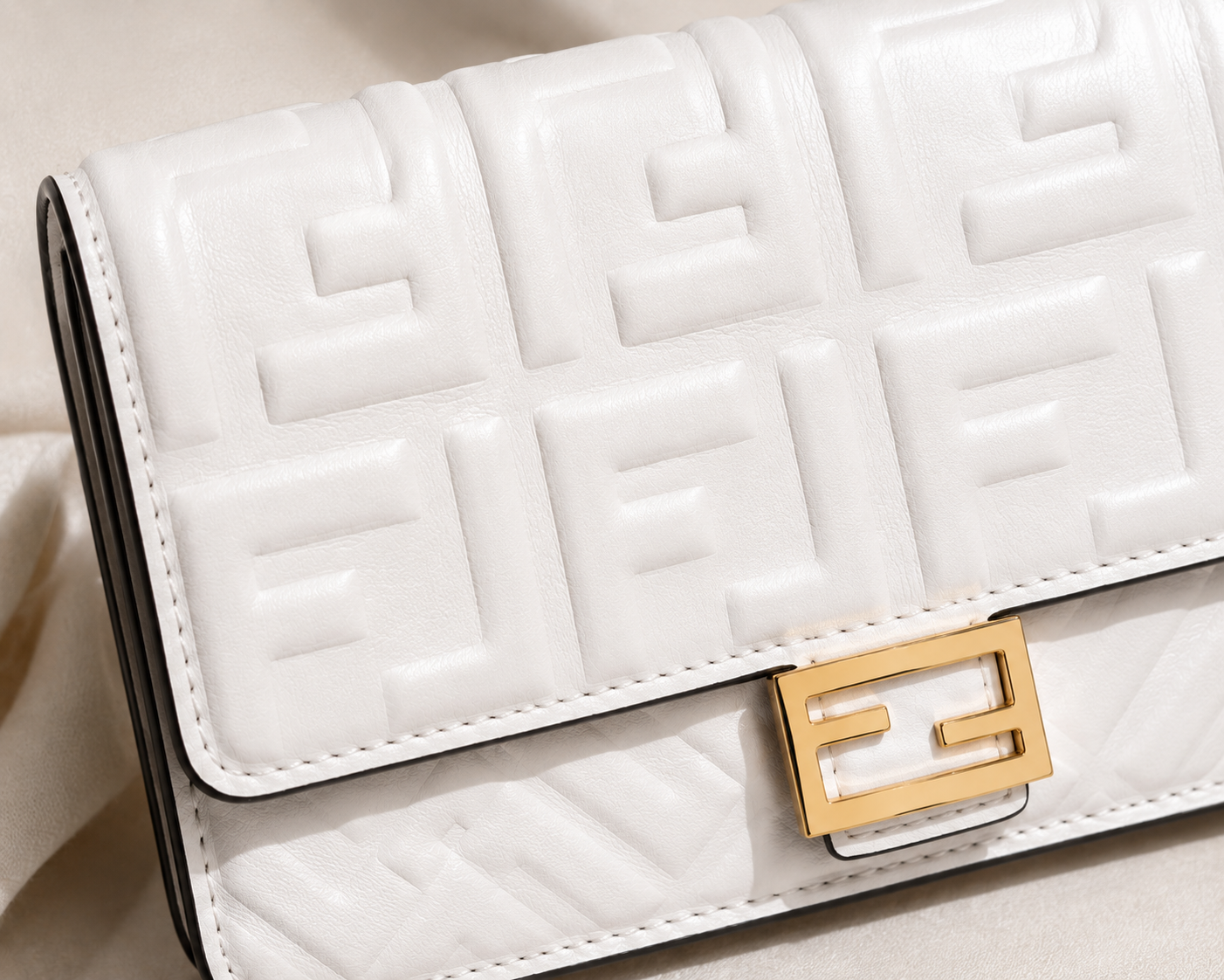LE SAC FENDIPARIS | CUIR ORIGINAL WHITE CLASSY